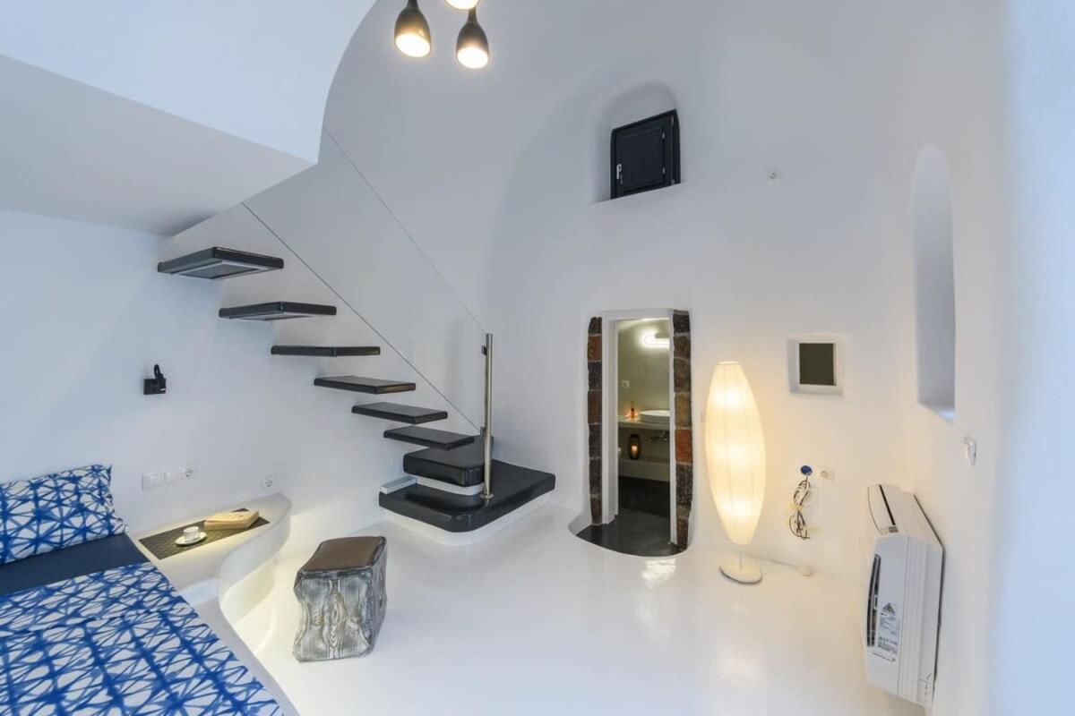 Apartament Santorini Traditional Apt With Private Hot Tub Fira  Zewnętrze zdjęcie