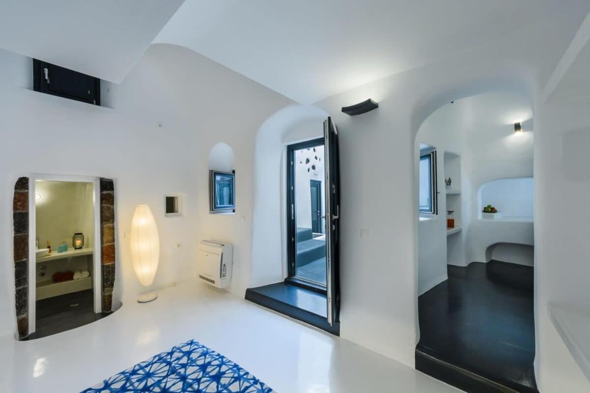 Apartament Santorini Traditional Apt With Private Hot Tub Fira  Zewnętrze zdjęcie